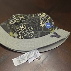 Disney Parks Leopard Print Bucket Hat in Olive and Gray NWT.